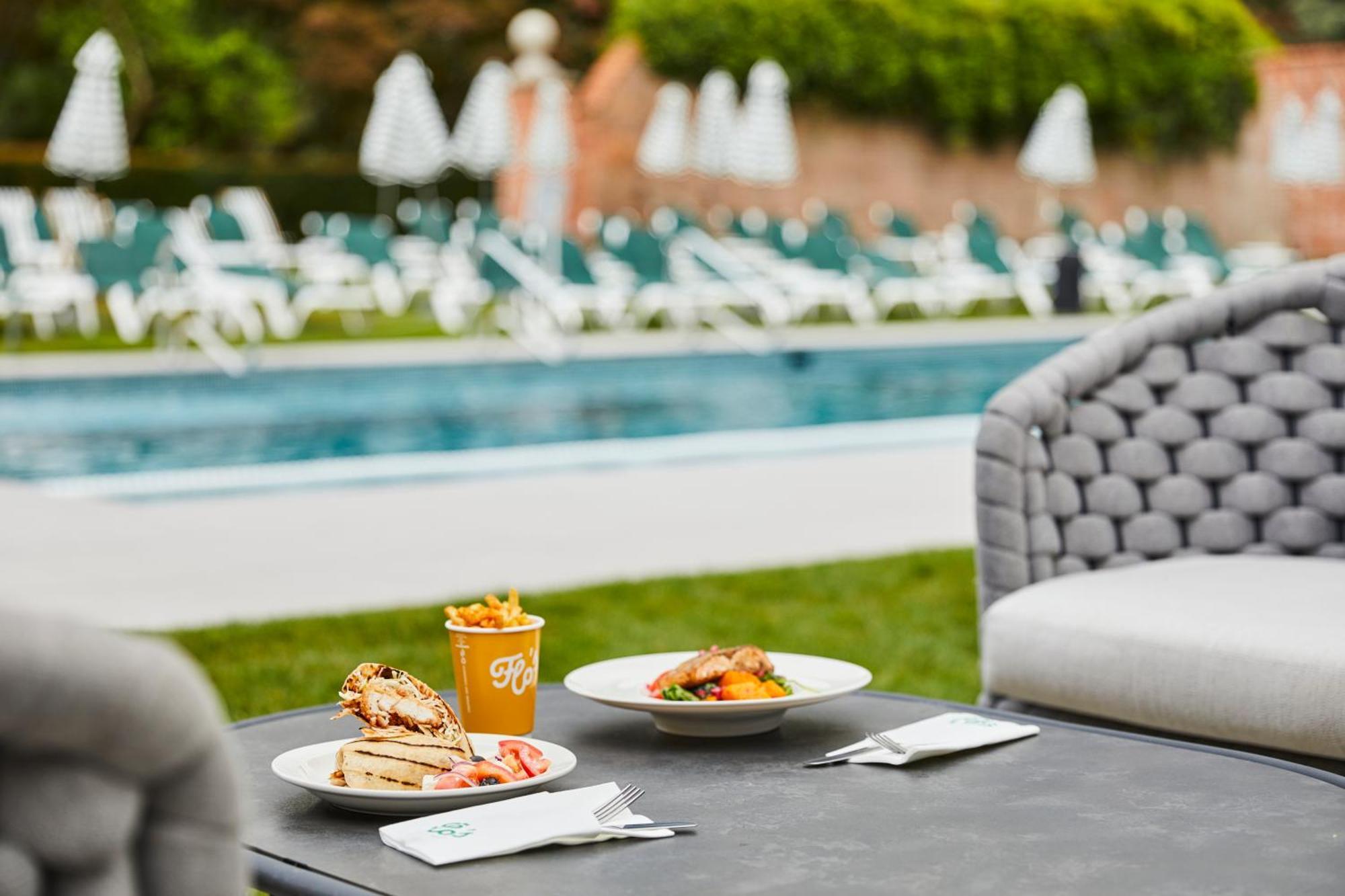 Foxhills Club & Resort Ottershaw Kültér fotó